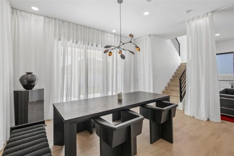 Villa ou maison à vendre à Tampa, Floride: 4 chambres, 213.95 m2 № 2223456 - photo 3