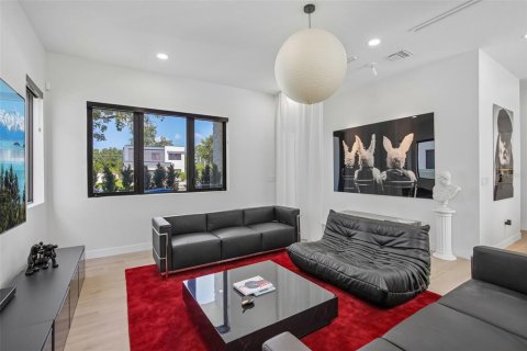 Villa ou maison à vendre à Tampa, Floride: 4 chambres, 213.95 m2 № 2223456 - photo 29