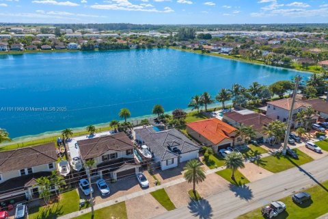 Купить виллу или дом в Хомстед, Флорида 4 спальни, 170.01м2, № 1972838 - фото 4