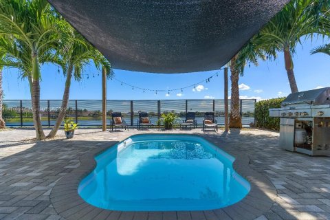 Купить виллу или дом в Хомстед, Флорида 4 спальни, 170.01м2, № 1972838 - фото 11