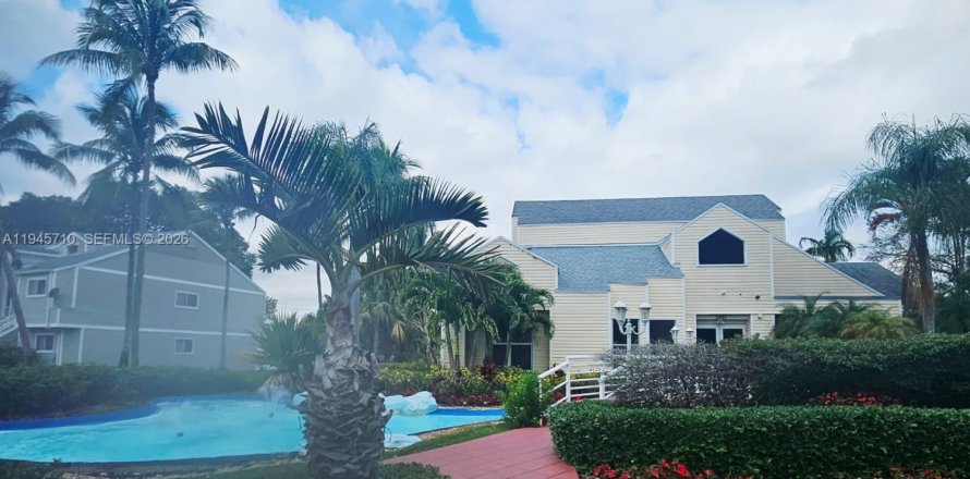 Condo à Oakland Park, Floride, 2 chambres  № 2002711