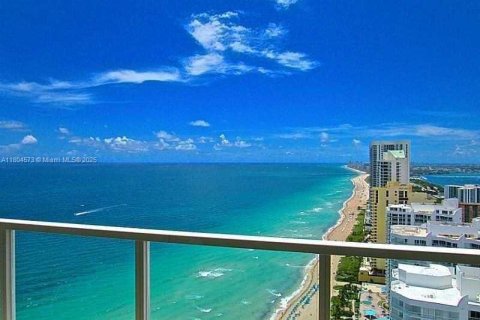 Condo in Sunny Isles Beach, Florida, 3 bedrooms  № 2013977 - photo 8