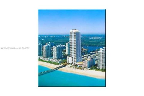 Condo in Sunny Isles Beach, Florida, 3 bedrooms  № 2013977 - photo 18