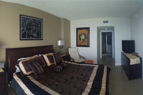 Condo in Sunny Isles Beach, Florida, 3 bedrooms  № 2013977 - photo 7