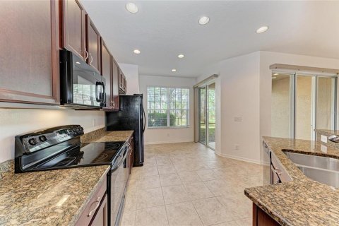 Townhouse in Sarasota, Florida 3 bedrooms, 168.9 sq.m. № 2206037 - photo 12