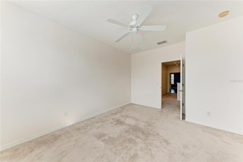 Townhouse in Sarasota, Florida 3 bedrooms, 168.9 sq.m. № 2206037 - photo 29