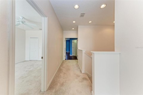 Townhouse in Sarasota, Florida 3 bedrooms, 168.9 sq.m. № 2206037 - photo 18