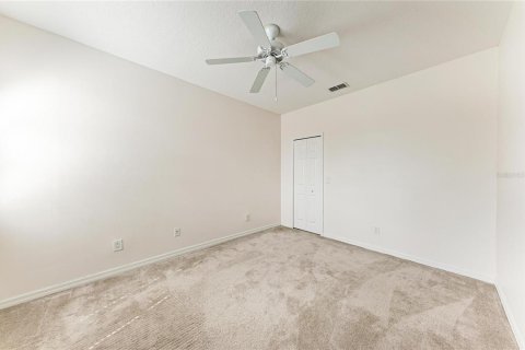 Townhouse in Sarasota, Florida 3 bedrooms, 168.9 sq.m. № 2206037 - photo 30