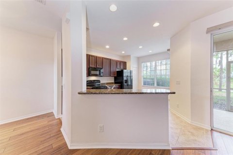 Townhouse in Sarasota, Florida 3 bedrooms, 168.9 sq.m. № 2206037 - photo 9