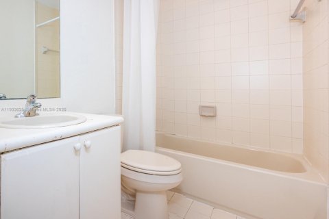 Condominio en alquiler en Homestead, Florida, 3 dormitorios, 120.96 m2 № 1956595 - foto 17