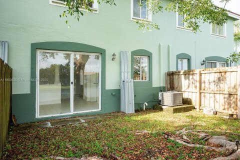 Condominio en alquiler en Homestead, Florida, 3 dormitorios, 120.96 m2 № 1956595 - foto 24