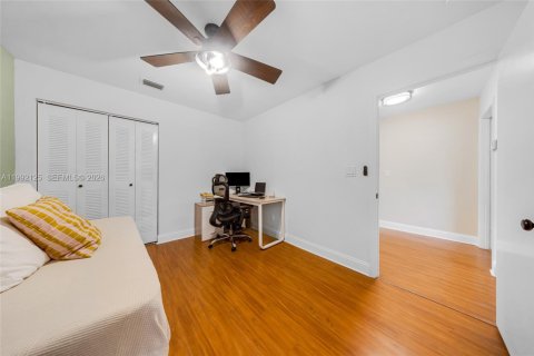 Купить таунхаус в Пемброк-Пайнс, Флорида 3 спальни, 132.66м2, № 2055729 - фото 12