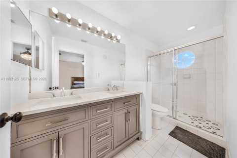 Купить таунхаус в Пемброк-Пайнс, Флорида 3 спальни, 132.66м2, № 2055729 - фото 21