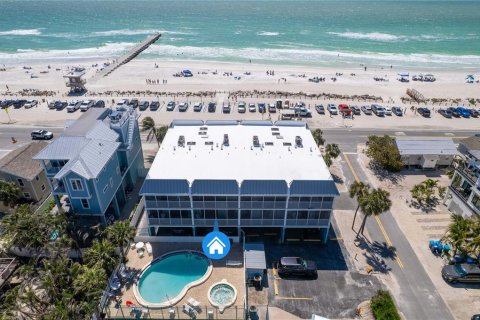 Copropriété à vendre à Bradenton Beach, Floride: 2 chambres, 89.37 m2 № 1634476 - photo 1