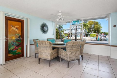 Снять в аренду коммерческую недвижимость в Ки-Ларго, Флорида 74.32м2, № 1945149 - фото 5