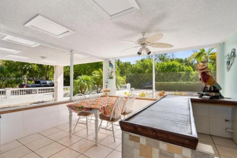 Снять в аренду коммерческую недвижимость в Ки-Ларго, Флорида 74.32м2, № 1945149 - фото 4