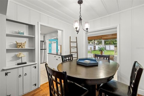 House in Dunedin, Florida 3 bedrooms, 137.31 sq.m. № 1824819 - photo 8