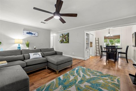House in Dunedin, Florida 3 bedrooms, 137.31 sq.m. № 1824819 - photo 6