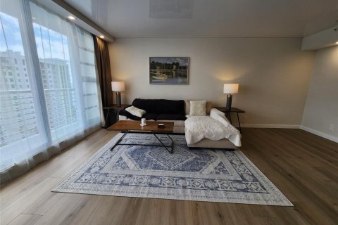 Condominio en venta en Hollywood, Florida, 1 dormitorio, 88.72 m2 № 2183710 - foto 14