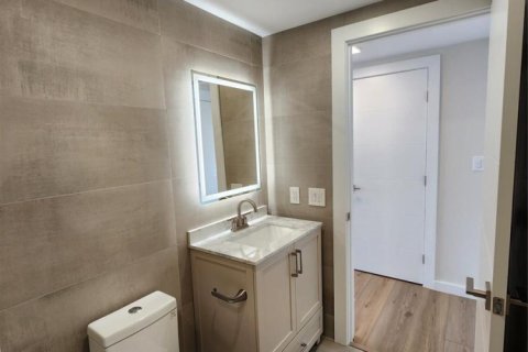 Condominio en venta en Hollywood, Florida, 1 dormitorio, 88.72 m2 № 2183710 - foto 26