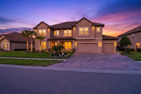 Villa ou maison à vendre à Wesley Chapel, Floride: 7 chambres, 506.5 m2 № 2110574 - photo 2