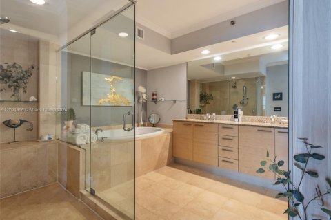 Copropriété à louer à Hallandale Beach, Floride: 2 chambres, 144.37 m2 № 1864278 - photo 7