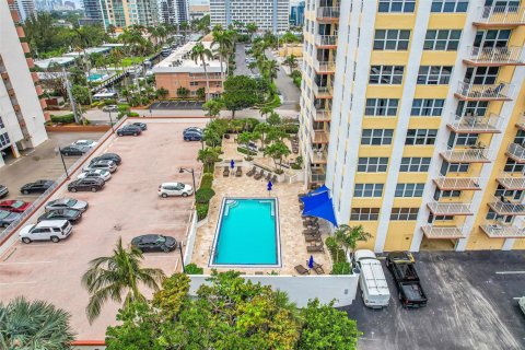 Copropriété à louer à Fort Lauderdale, Floride: 37.16 m2 № 1179630 - photo 1