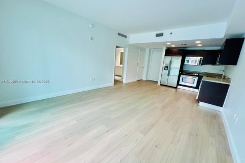 Copropriété à louer à Miami, Floride: 1 chambre, 58.34 m2 № 1965614 - photo 6