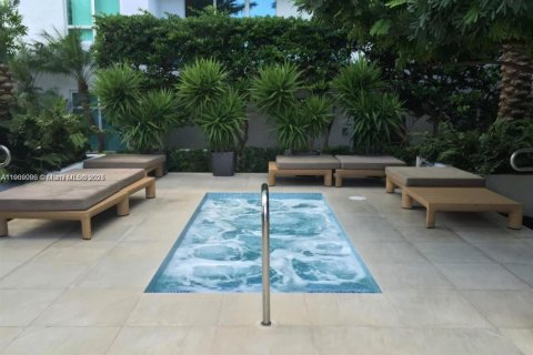 Copropriété à louer à Miami, Floride: 1 chambre, 58.34 m2 № 1965614 - photo 12