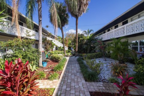 Condominio en alquiler en Fort Lauderdale, Florida, 1 dormitorio, 53.42 m2 № 2056652 - foto 18