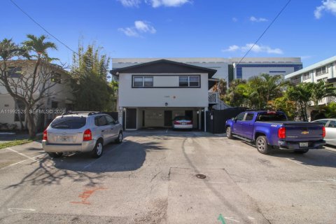 Condominio en alquiler en Fort Lauderdale, Florida, 1 dormitorio, 53.42 m2 № 2056652 - foto 17