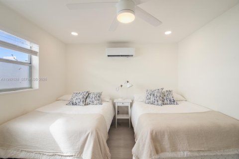 Condominio en alquiler en Fort Lauderdale, Florida, 1 dormitorio, 53.42 m2 № 2056652 - foto 8