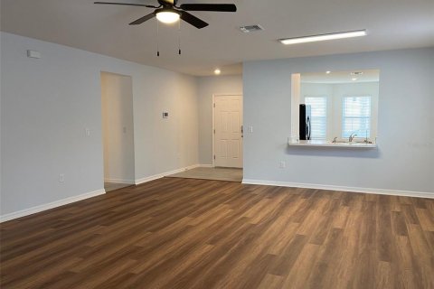 Casa en alquiler en New Smyrna Beach, Florida, 3 dormitorios, 161.28 m2 № 1884952 - foto 8