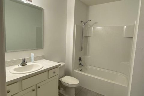 Casa en alquiler en New Smyrna Beach, Florida, 3 dormitorios, 161.28 m2 № 1884952 - foto 16