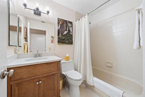 Townhouse in Palm Beach Gardens, Florida 3 bedrooms, 140.65 sq.m. № 2400015 - photo 30