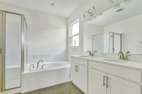 Villa ou maison à vendre à Umatilla, Floride: 4 chambres, 192.31 m2 № 1260343 - photo 12