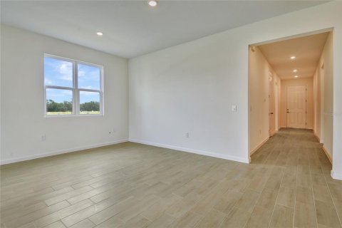 Villa ou maison à vendre à Umatilla, Floride: 4 chambres, 192.31 m2 № 1260343 - photo 4