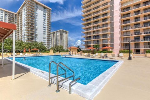 Copropriété à vendre à Sunny Isles Beach, Floride: 3 chambres, 177.44 m2 № 2400572 - photo 14