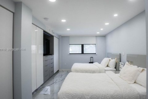 Copropriété à vendre à Sunny Isles Beach, Floride: 3 chambres, 177.44 m2 № 2400572 - photo 22