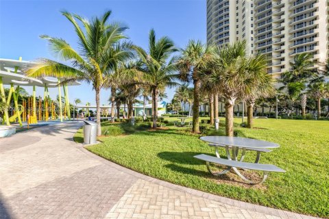 Copropriété à vendre à Sunny Isles Beach, Floride: 3 chambres, 177.44 m2 № 2400572 - photo 9
