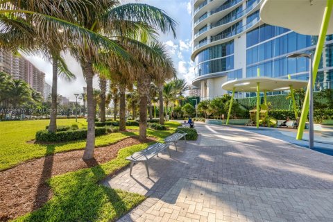 Copropriété à vendre à Sunny Isles Beach, Floride: 3 chambres, 177.44 m2 № 2400572 - photo 8