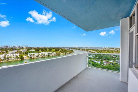 Купить кондоминиум в Майами-Бич, Флорида 2 спальни, 106.37м2, № 2053685 - фото 9