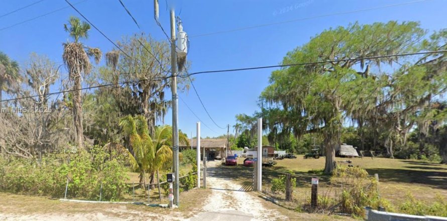Villa ou maison à Okeechobee, Floride 3 chambres № 1966923