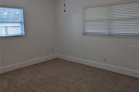 Снять в аренду виллу или дом в Сент-Питерсберг, Флорида 1 комната, 106.28м2, № 1877026 - фото 10