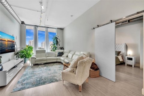 Condominio en venta en Aventura, Florida, 3 dormitorios, 126.53 m2 № 2066628 - foto 11