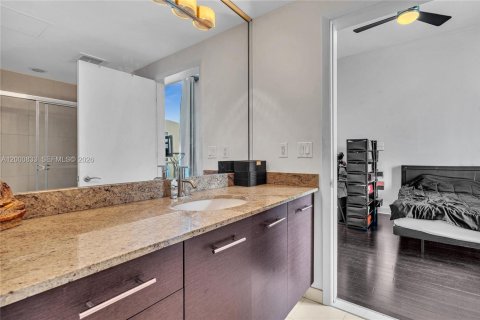 Condominio en venta en Aventura, Florida, 3 dormitorios, 126.53 m2 № 2066628 - foto 29
