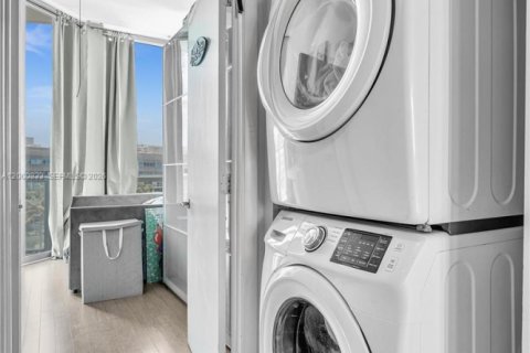 Condominio en venta en Aventura, Florida, 3 dormitorios, 126.53 m2 № 2066628 - foto 27