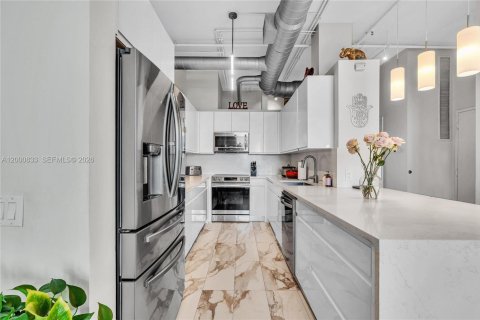 Condominio en venta en Aventura, Florida, 3 dormitorios, 126.53 m2 № 2066628 - foto 4