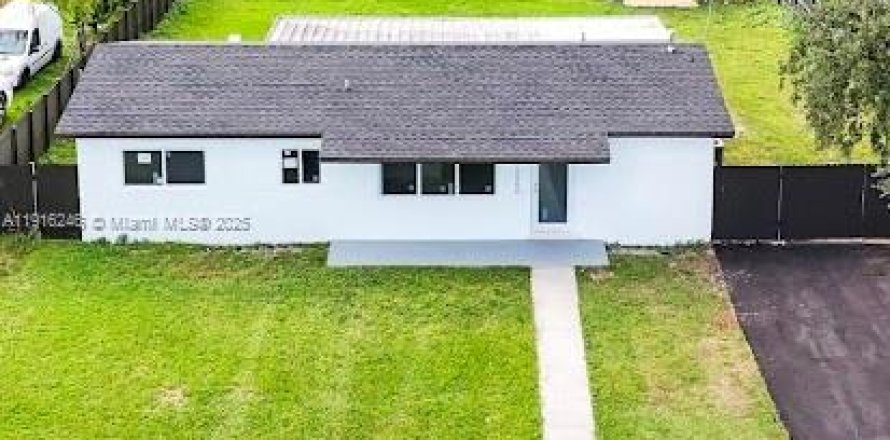 Casa en Homestead, Florida 3 dormitorios, 94.02 m2 № 1970936