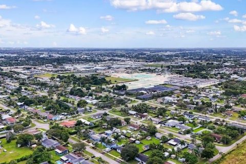 Casa en venta en Homestead, Florida, 3 dormitorios, 94.02 m2 № 1970936 - foto 11